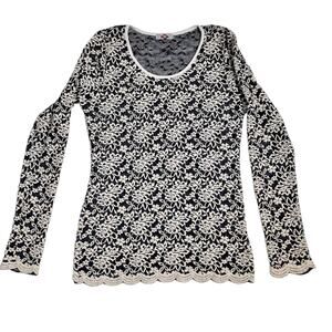 Urvana Blouse White Floral Embroidery Over Black Lace Scalloped Hem Cuffs
